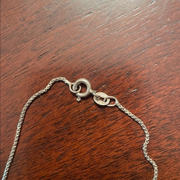 Elegant Silver Abalone Pendant Necklace - Picture 7 of 7